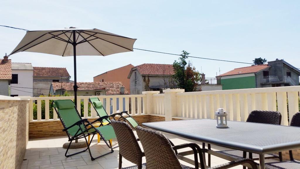 Villa Iva-Dom Kastela Exterior photo